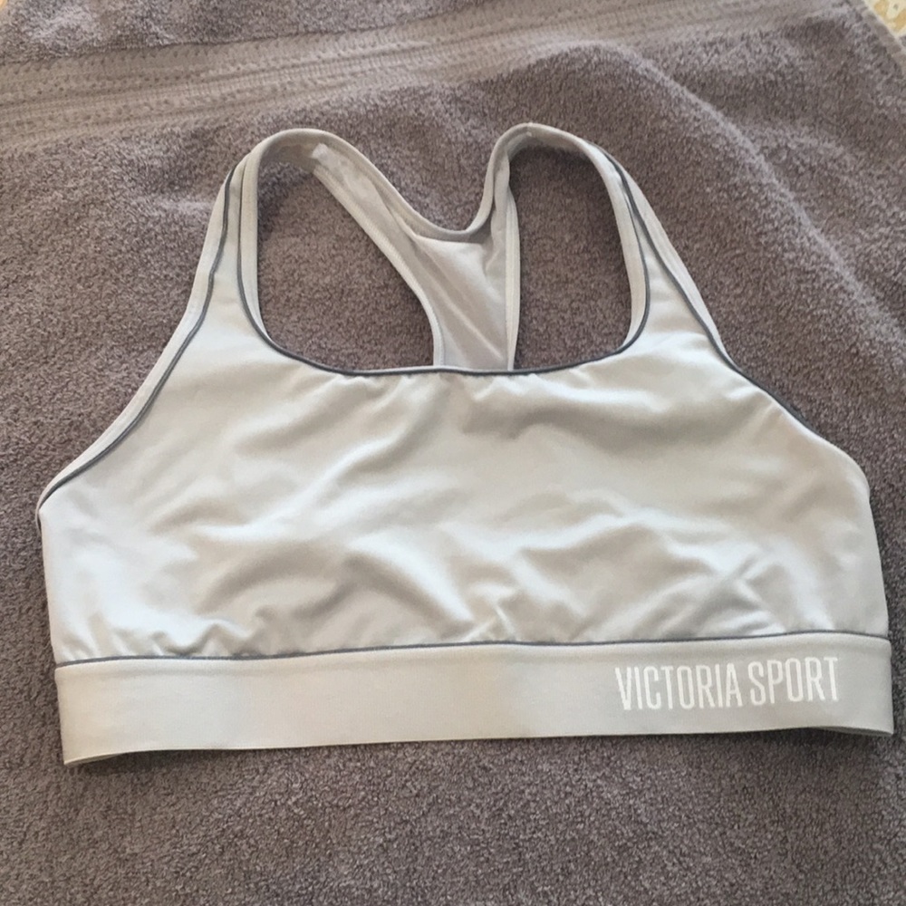 Victoria Secret sports bra. L